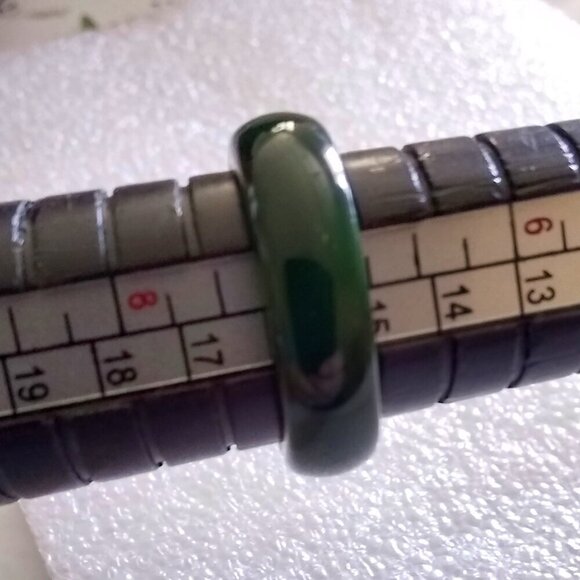 Multi-Hued Green Bands ~ Agate Stone Ring Size 7 ~ Friendship + Promise Rings - Picture 11 of 12